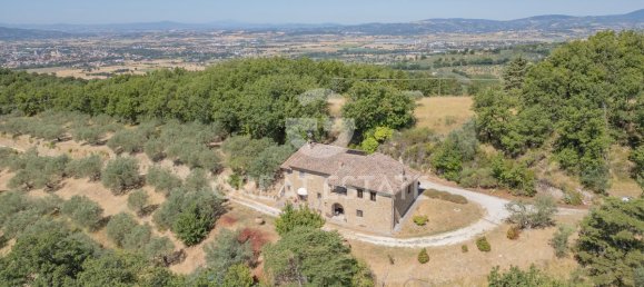 4 Schlafzimmer Haus in Assisi, Italy, Nr. 288041 3