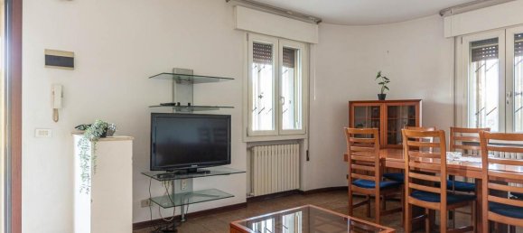 12-Zimmer Haus in Padua, Italy, Nr. 39360 10