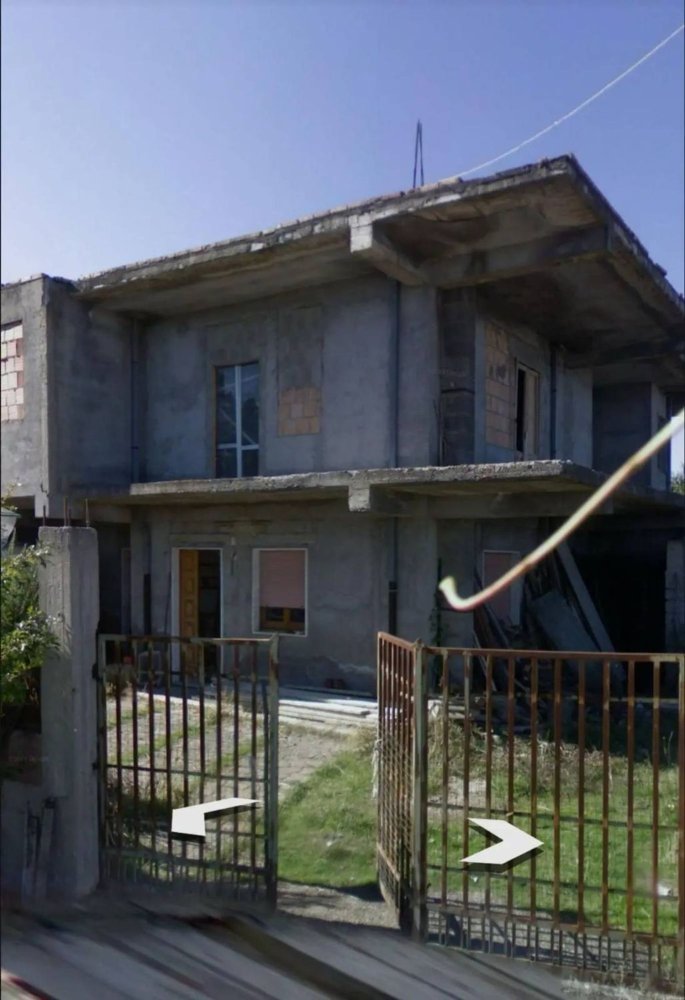 Estudio en San Fele, Italy No. 106946