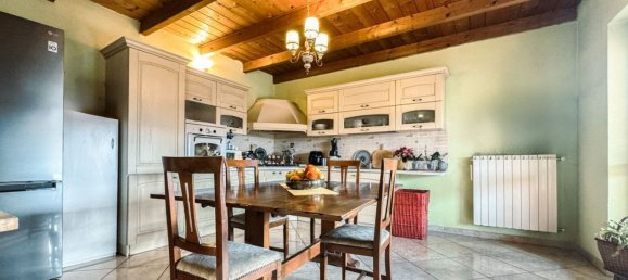 4 غرف نوم منزل في Piedmont, Italy رقم 377481 4