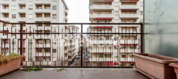 3 chambres Appartement à Turin, Italy No. 188552 22