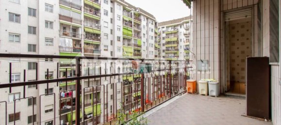 3 chambres Appartement à Turin, Italy No. 188552 24