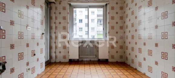 3 chambres Appartement à Turin, Italy No. 188552 10