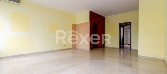 3 chambres Appartement à Turin, Italy No. 188552 2