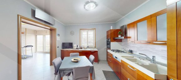 3-Zimmer Wohnung in Mariglianella, Italy, Nr. 23110 23