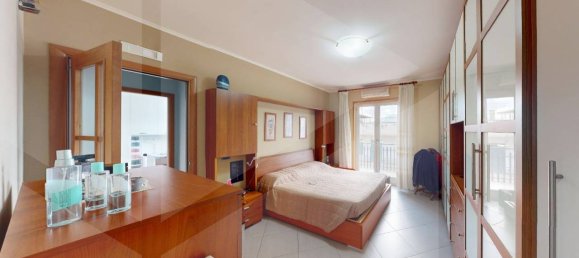 3-Zimmer Wohnung in Mariglianella, Italy, Nr. 23110 11