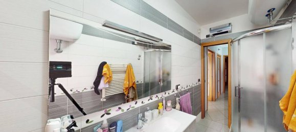 3-Zimmer Wohnung in Mariglianella, Italy, Nr. 23110 16