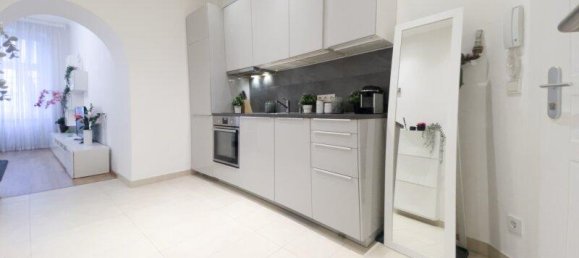 2 rooms Apartment in Penzing, Austria No. 227872 4