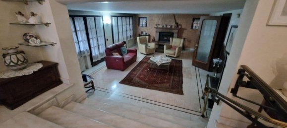 Villa de 10 habitaciónes en Mogliano Veneto, Italy No. 52522 2