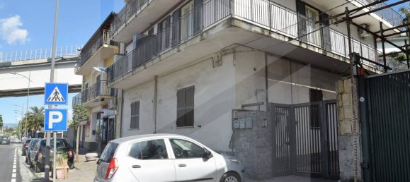 5 rooms Building in Frattamaggiore, Italy No. 24067 8