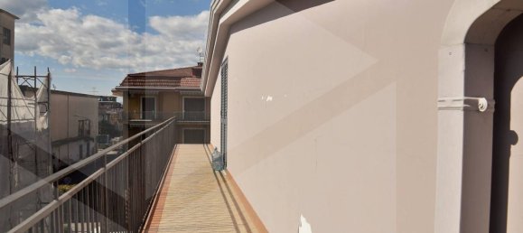 5 rooms Building in Frattamaggiore, Italy No. 24067 16