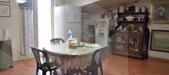 5 rooms Building in Frattamaggiore, Italy No. 24067 4
