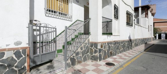 Adosado de 5 dormitorios en Pinos Puente, Spain No. 29617 28