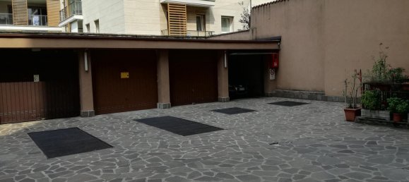 5 rooms Commercial property in Milan, Italy No. 244594 8