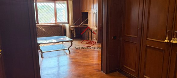 5 rooms Penthouse in Rome, Italy No. 261480 3