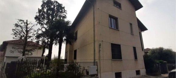 Квартира с 4 комнатами в Риволи, Италия № 49892 2