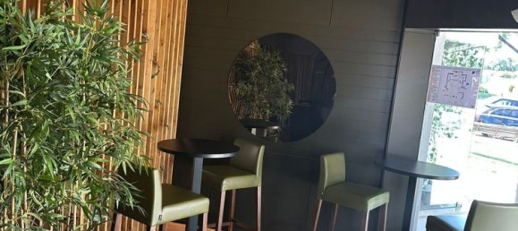 200m² Commercial property in Almancil, Portugal No. 222572 9