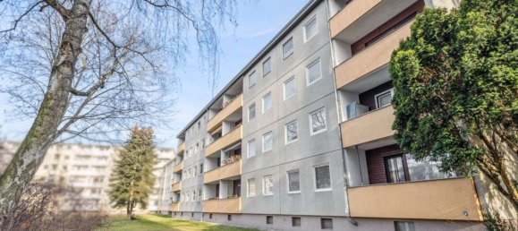 Apartamento de 2 habitaciónes en Falkenhagener Feld, Germany No. 87725 2