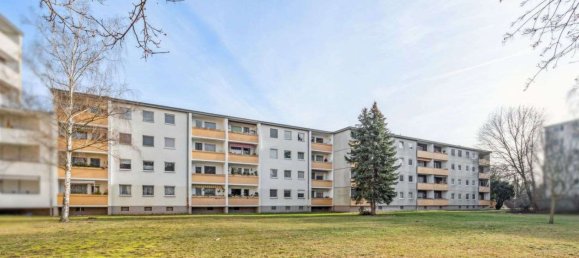Apartamento de 2 habitaciónes en Falkenhagener Feld, Germany No. 87725 9