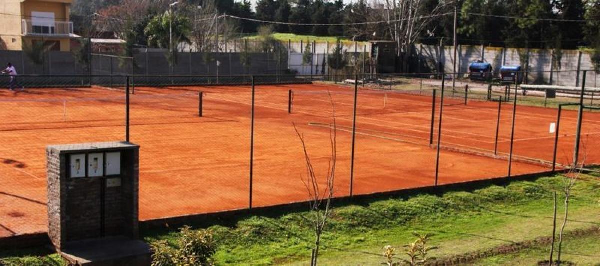 Земельный участок в Сан Мигель, Аргентина № 50409