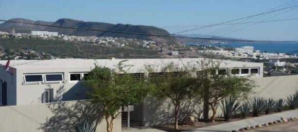 Casa de 2 dormitorios en Baja California Sur, Mexico No. 188886 2