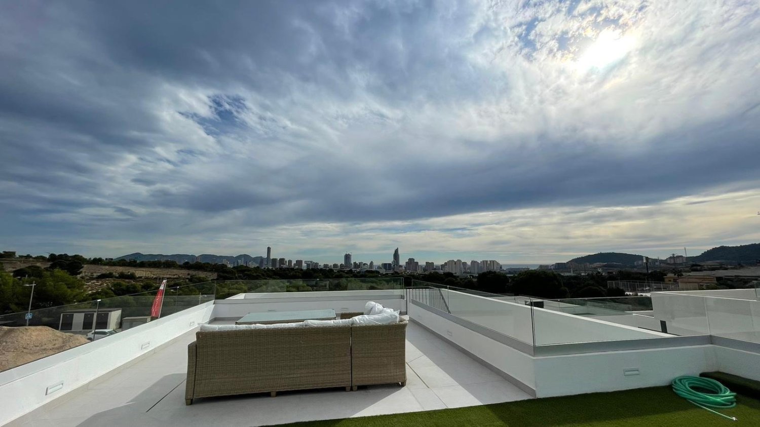 Casa de 3 dormitorios en Finestrat, Spain No. 283788