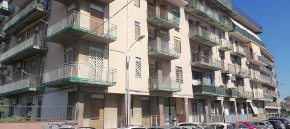 3 rooms Apartment in Catania, Italy No. 269421 12