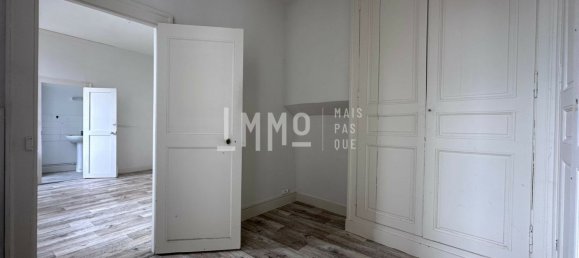 1 bedroom Apartment in Sarthe, France No. 303545 5