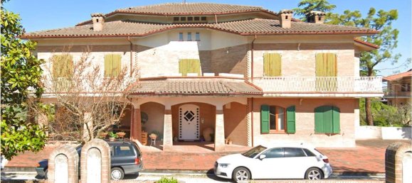 10 bedrooms Apartment in Servigliano, Italy No. 322881 3