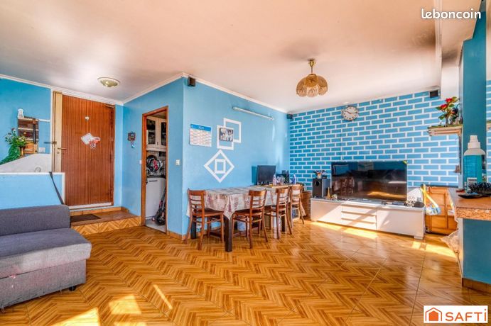 2 chambres Duplex à Noisy-le-Grand, France No. 312209