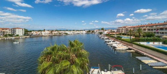 1 bedroom Apartment in Empuriabrava, Spain No. 191367 2