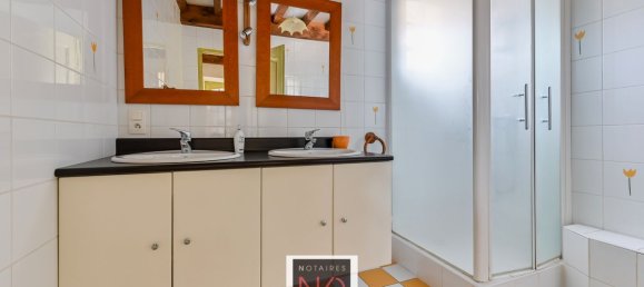 5 bedrooms Villa in Rhone, France No. 337866 10