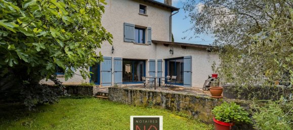 5 bedrooms Villa in Rhone, France No. 337866 3