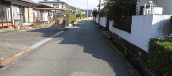 5 bedrooms House in Kochi, Japan No. 937 2