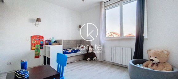 4 bedrooms House in Rhone, France No. 339090 14