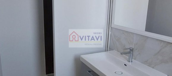 3 bedrooms Apartment in Beauvais, France No. 70030 5