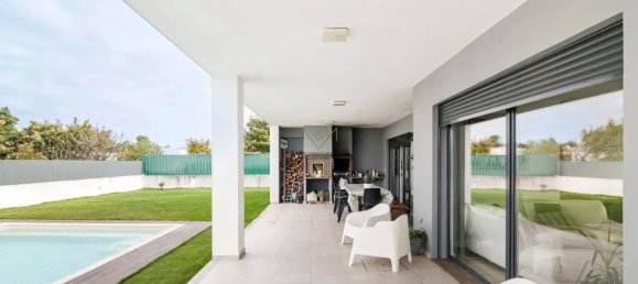5 bedrooms Villa in Seixal, Portugal No. 142968 20