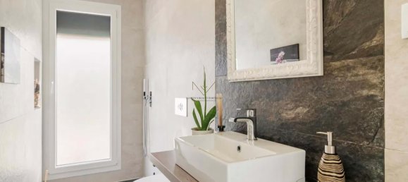 5 bedrooms Villa in Seixal, Portugal No. 142968 4