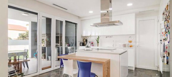 5 bedrooms Villa in Seixal, Portugal No. 142968 11