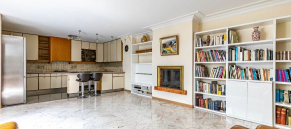 Dúplex de 3 dormitorios en Courbevoie, France No. 130215 8