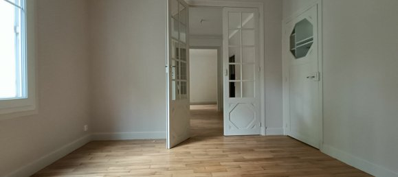 3 bedrooms Apartment in Tours, France No. 92360 7