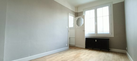 3 bedrooms Apartment in Tours, France No. 92360 11