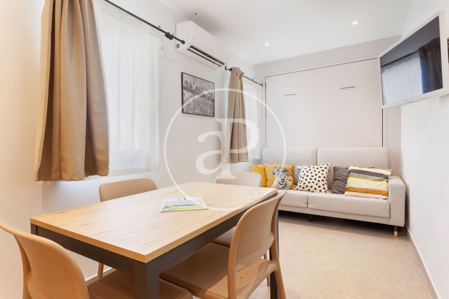 1 bedroom Apartment in Valencia, Spain No. 140111