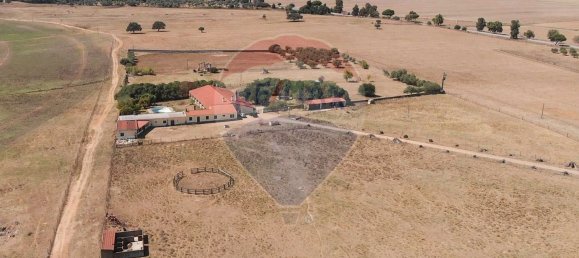 Casa T7 em Serpa, Portugal N.º 38974 2