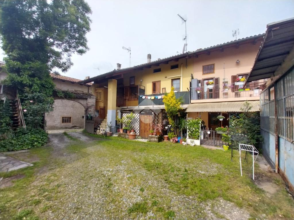 1 bedroom Apartment in Avigliana, Italy No. 73527