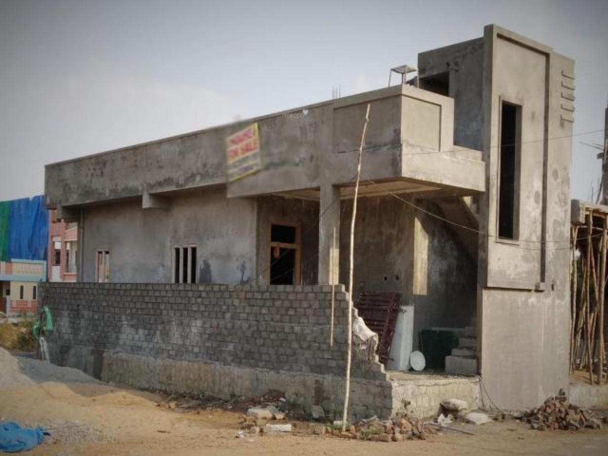 2 bedrooms House in Hyderabad, India No. 1424
