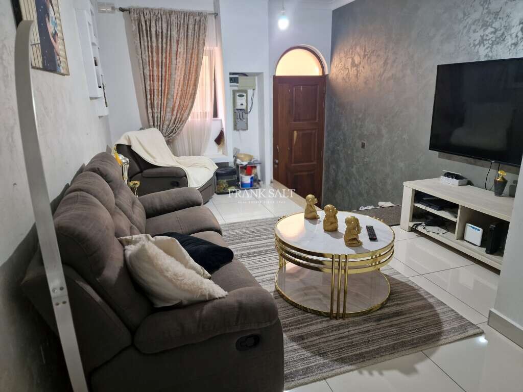 Maisonette de 3 dormitorios en Siggiewi, Malta No. 2713