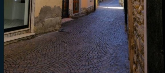 47m² Commercial property in Borno, Italy No. 274373 10