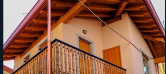 47m² Commercial property in Borno, Italy No. 274373 3