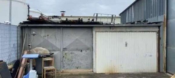 5 rooms Apartment in Calenzano, Italy No. 190084 13